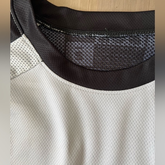 Wolf Enduro Motocross Jersey - Picture 2 of 4